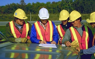Профессиональные стандарты специалистов по обеспечению безопасности труда в строительстве обсуждают публично
